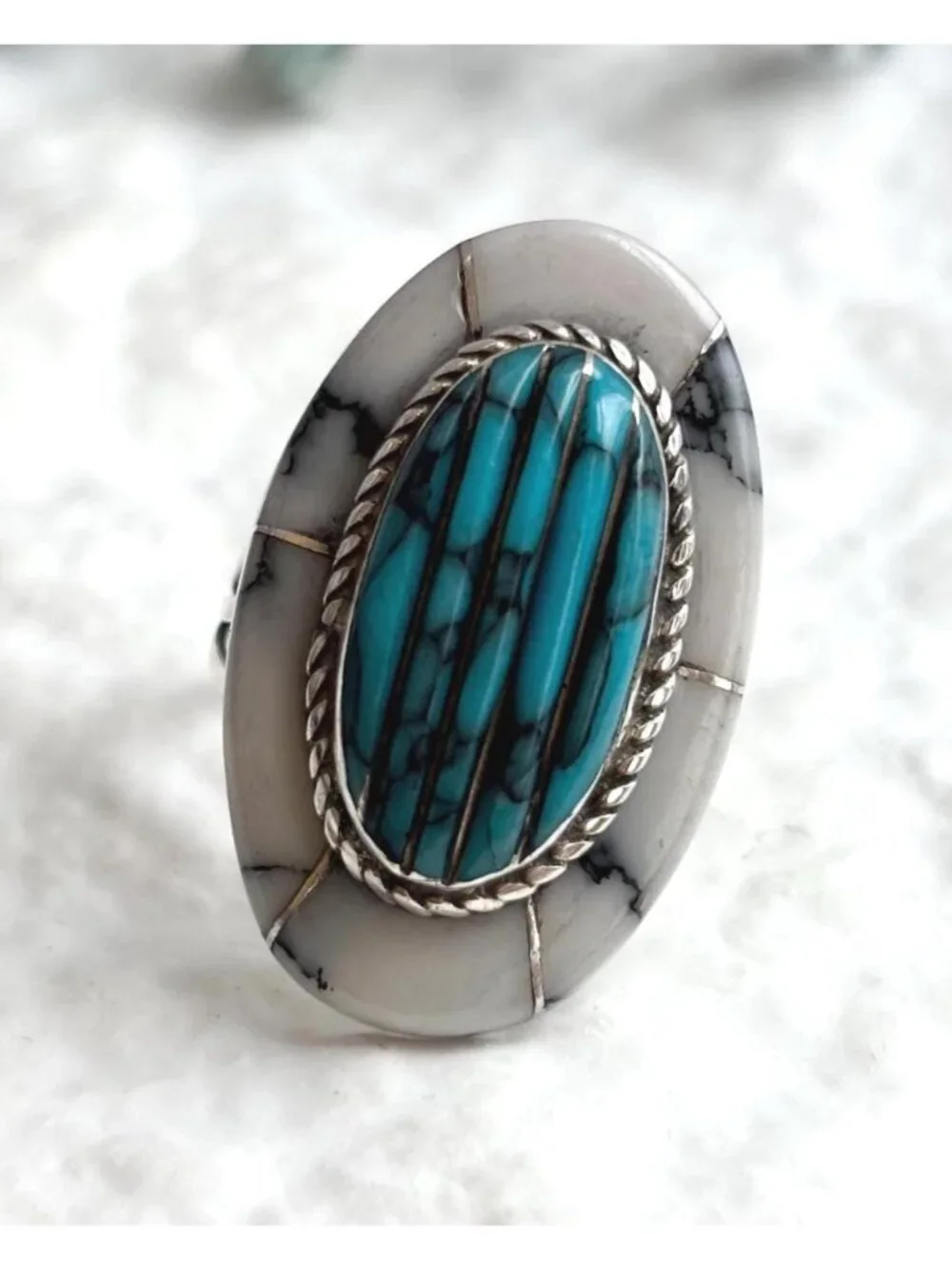 White Buffalo Turquoise Oval Jumbo Sterling Silver 925 Vintage Ring - sz 8